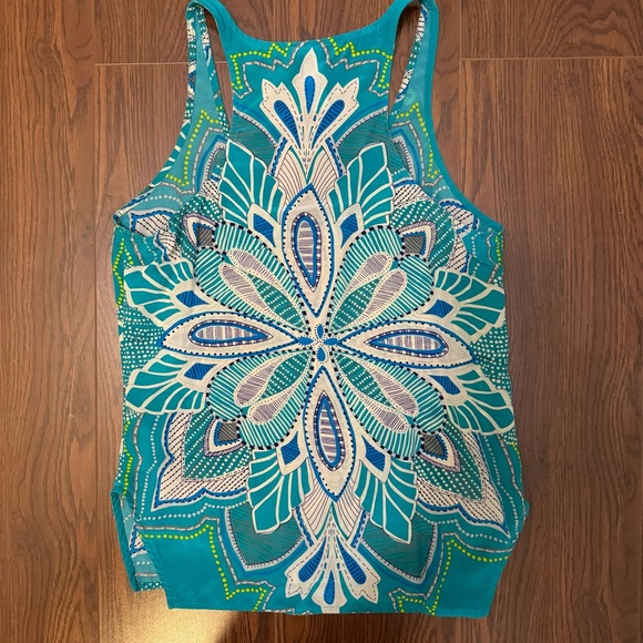 100% Silk Kaleidoscope Print Racerback Top by Tt Collection - Picture 4 of 10